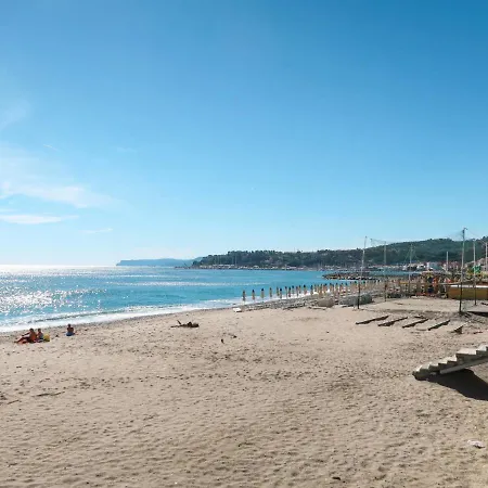 Locazione Turistica Le Terrazze Sul Mare - Vra100 瓦拉泽
